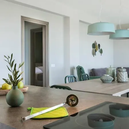 빌라 Color Villas-new At Trapezaki With Private Pool Mousata