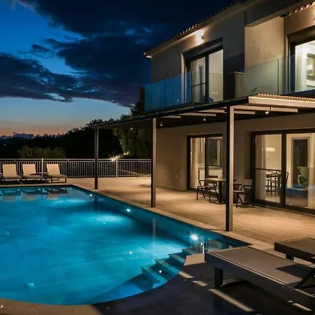 빌라 Color Villas-new At Trapezaki With Private Pool *
