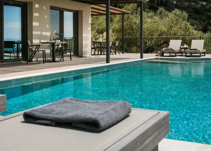 Color Villas-new At Trapezaki With Private Pool 别墅 *